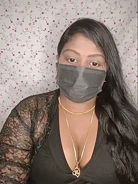 Romantic Woman online show from June 27, 4:56 pm
