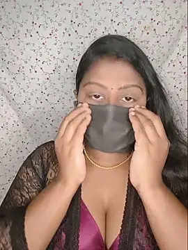 Romantic Woman online show from June 30, 5:47 pm