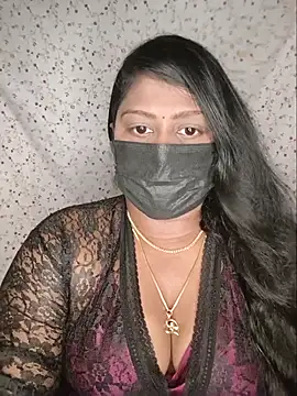 Romantic Woman online show from July 20, 5:26 pm