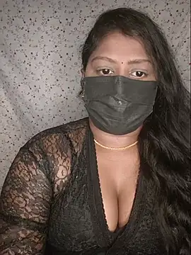 Romantic Woman online show from July 29, 7:23 pm