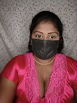 Romantic Woman online show from August 1, 6:29 pm
