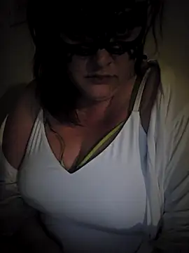 Blondibaby online show from April 17, 8:01 pm