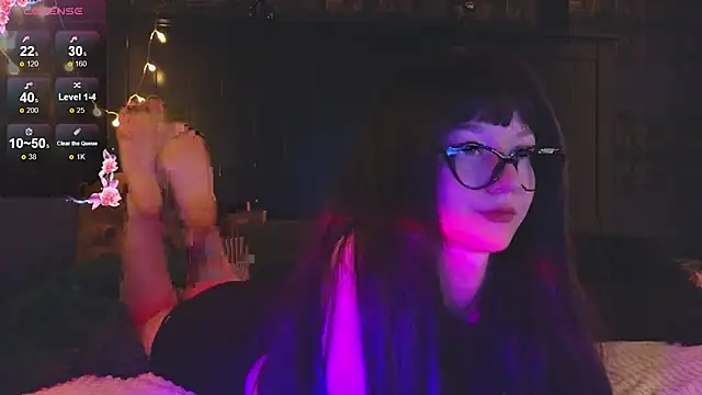 Snapshot of nicenessy chatting on June 22, 7:11 pm nicenessy online show from June 22, 7:11 pm