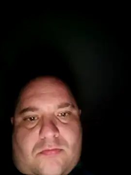 Snapshot of ColdAnalyzer91 chatting on April 4, 2:43 am ColdAnalyzer91 online show from April 4, 2:43 am