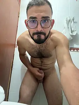 Snapshot of big_bearman chatting on June 8, 7:25 pm big bearman online show from June 8, 7:25 pm