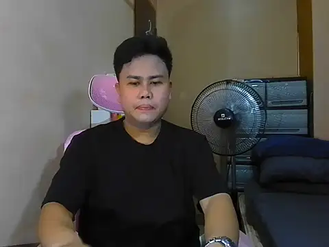Snapshot of tipsy_butter chatting on May 16, 8:44 am tipsy butter online show from May 16, 8:44 am