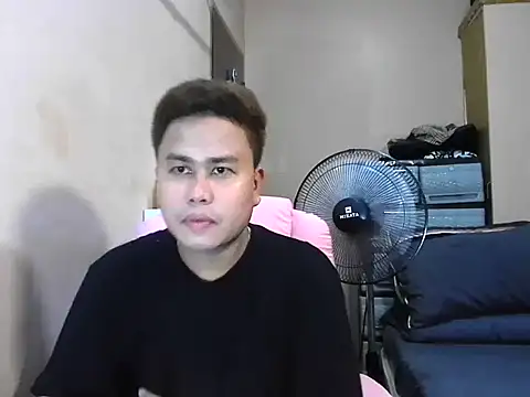 Snapshot of tipsy_butter chatting on June 29, 7:03 am tipsy butter online show from June 29, 7:03 am