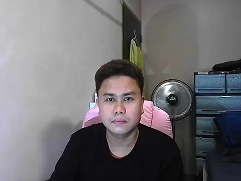 Snapshot of tipsy_butter chatting on July 11, 6:49 am tipsy butter online show from July 11, 6:49 am