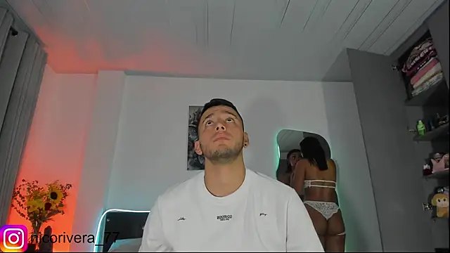 Emma Nico online show from April 17, 5:32 am