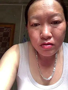 Snapshot of candy-beo chatting on May 16, 1:02 am candy-beo online show from May 16, 1:02 am