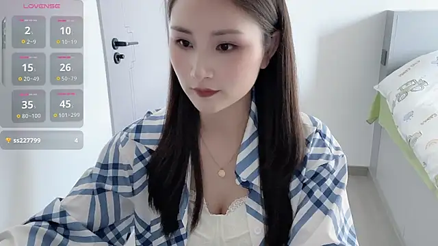 Snapshot of Huangyouyou chatting on April 12, 8:30 am Huangyouyou online show from April 12, 8:30 am