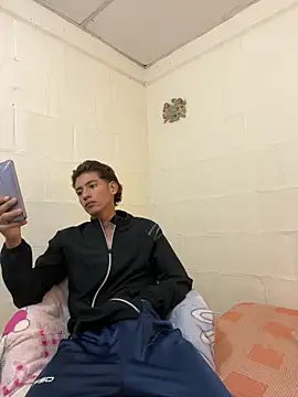 Gaby1823 online show from April 17, 7:28 pm