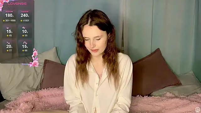 Snapshot of NessBarre chatting on June 25, 11:31 pm NessBarre online show from June 25, 11:31 pm