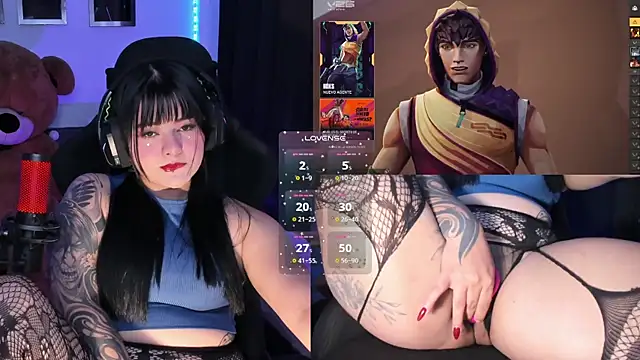 Snapshot of EternaAura_ chatting on April 15, 1:18 pm EternaAura online show from April 15, 1:18 pm