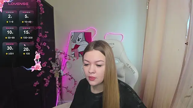 AmeliePeach online show from April 7, 1:28 am