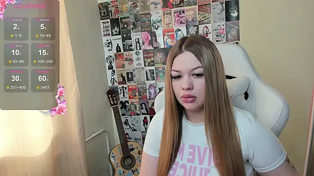 AmeliePeach online show from May 8, 1:44 am