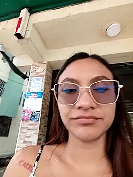 Snapshot of Leticia_Hinkley_ chatting on April 20, 1:47 pm Leticia Hinkley online show from April 20, 1:47 pm