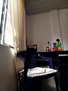 Snapshot of Leticia_Hinkley_ chatting on April 22, 2:07 pm Leticia Hinkley online show from April 22, 2:07 pm