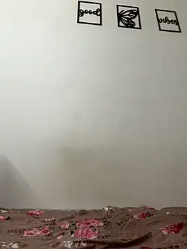 manas4fn421 online show from April 8, 9:15 pm