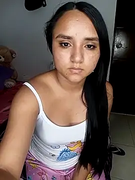 Snapshot of Valentina_Narvaez chatting on April 27, 7:23 pm Valentina Narvaez online show from April 27, 7:23 pm
