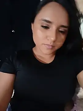 Snapshot of Valentina_Narvaez chatting on May 31, 10:22 pm Valentina Narvaez online show from May 31, 10:22 pm