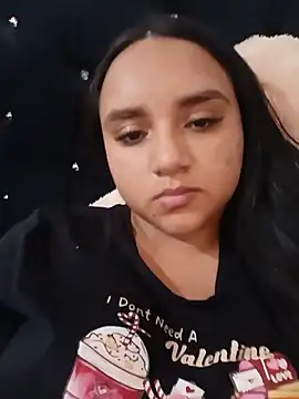 Snapshot of Valentina_Narvaez chatting on June 12, 8:08 pm Valentina Narvaez online show from June 12, 8:08 pm