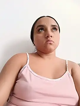 Snapshot of Valentina_Narvaez chatting on July 3, 4:57 pm Valentina Narvaez online show from July 3, 4:57 pm