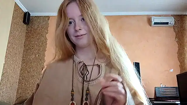 Snapshot of KateVibe_01 chatting on April 27, 3:26 am KateVibe 01 online show from April 27, 3:26 am