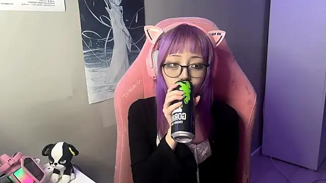 SaxonDibs online show from April 7, 2:06 pm