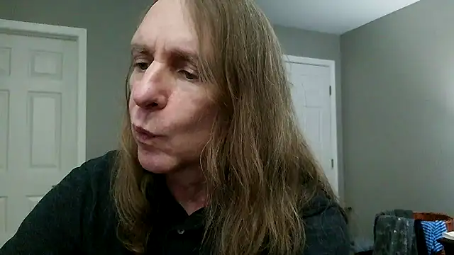 Snapshot of Magnus_Luv chatting on July 12, 10:56 pm Magnus Luv online show from July 12, 10:56 pm