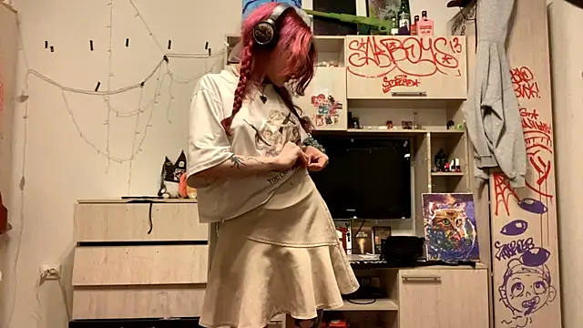 RedHeadCat online show from April 4, 11:24 pm