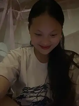 Snapshot of __Sunflower__ chatting on May 1, 1:16 pm Sunflower online show from May 1, 1:16 pm