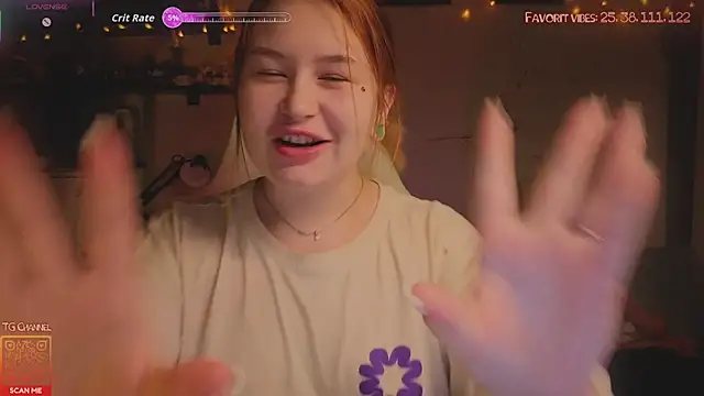 Snapshot of Link_OR chatting on June 19, 6:34 pm Link OR online show from June 19, 6:34 pm