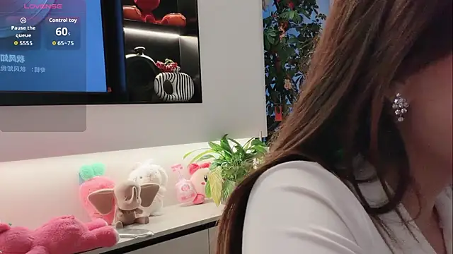 Snapshot of tingting-youu chatting on April 28, 11:26 am tingting-youu online show from April 28, 11:26 am