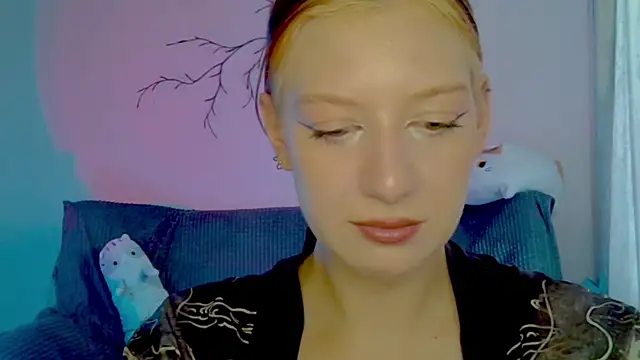 earn my lily online show from April 14, 8:31 am