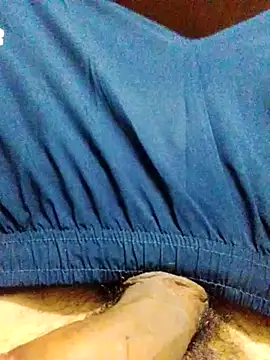 Snapshot of Anno7770 chatting on April 7, 6:36 am Anno7770 online show from April 7, 6:36 am