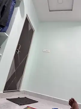 Snapshot of Aravind200319 chatting on April 5, 9:12 pm Aravind200319 online show from April 5, 9:12 pm