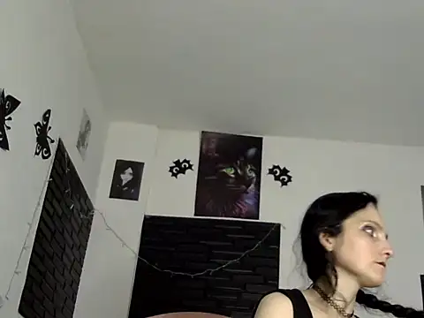 Snapshot of salomediamond chatting on April 17, 4:26 am salomediamond online show from April 17, 4:26 am