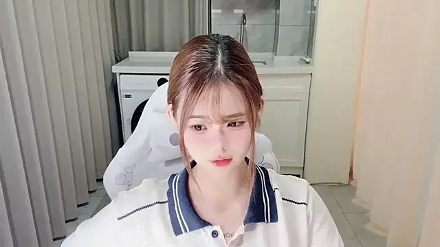 Snapshot of xiaoyugan_cute chatting on July 8, 3:05 pm xiaoyugan cute online show from July 8, 3:05 pm