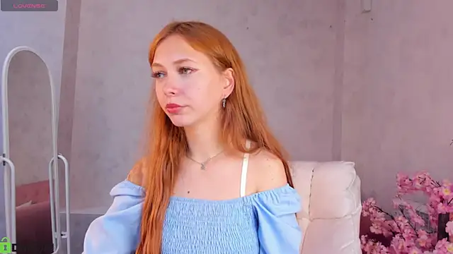 Snapshot of Sienna_Nyx chatting on May 28, 9:06 am Sienna Nyx online show from May 28, 9:06 am