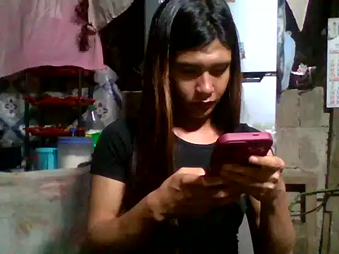 Snapshot of luna_veille chatting on May 13, 6:55 am luna veille online show from May 13, 6:55 am