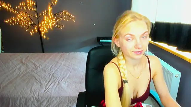 SonnySofia online show from April 27, 5:38 am