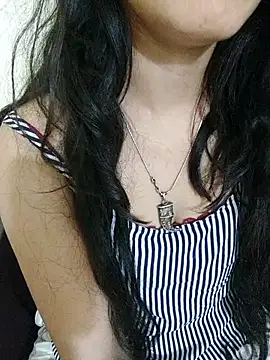 Snapshot of Monika_kumari6 chatting on April 15, 4:47 pm Monika kumari6 online show from April 15, 4:47 pm
