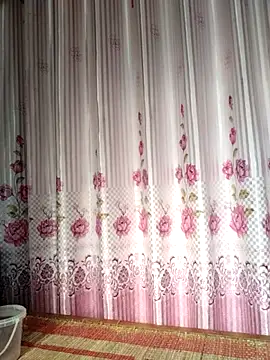 saya 006 online show from April 17, 12:46 am