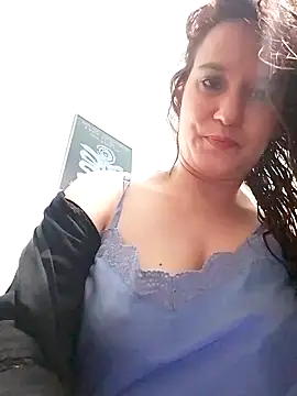 Snapshot of Maggie38 chatting on April 17, 1:14 pm Maggie38 online show from April 17, 1:14 pm