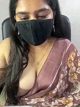 Snapshot of sarasofiaa_ chatting on May 22, 5:29 pm sarasofiaa online show from May 22, 5:29 pm