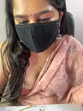 Snapshot of sarasofiaa_ chatting on May 23, 6:01 pm sarasofiaa online show from May 23, 6:01 pm