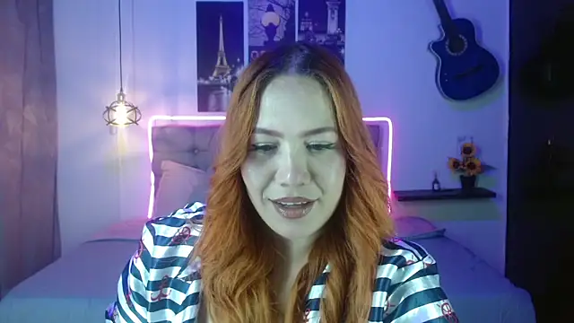 Snapshot of Srta_saraa chatting on May 24, 3:22 am Srta saraa online show from May 24, 3:22 am