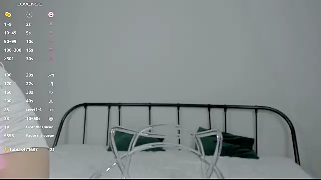 JessieWayy online show from April 8, 8:36 am