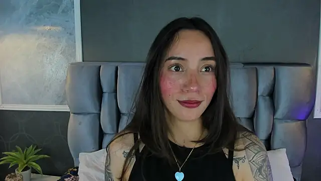 Snapshot of Cata_Jonees chatting on April 14, 7:42 pm Cata Jonees online show from April 14, 7:42 pm